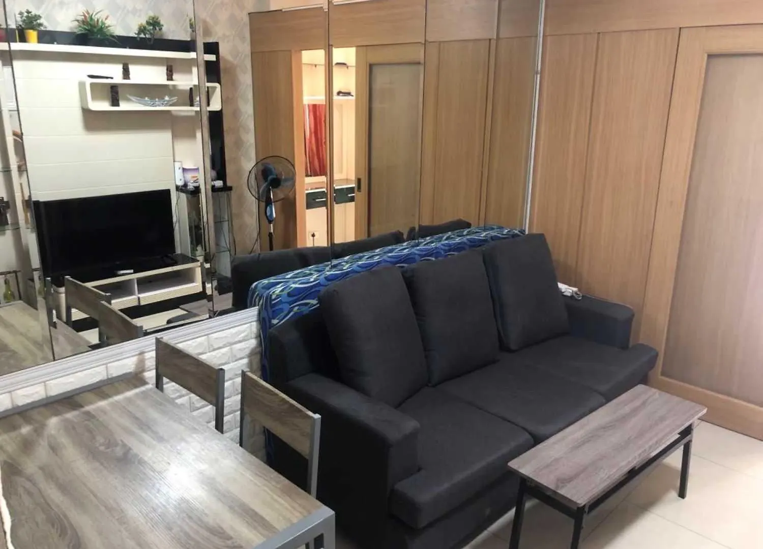 Oyo 1091 Jas Place Pasay Manila 2*,  Filippinerna